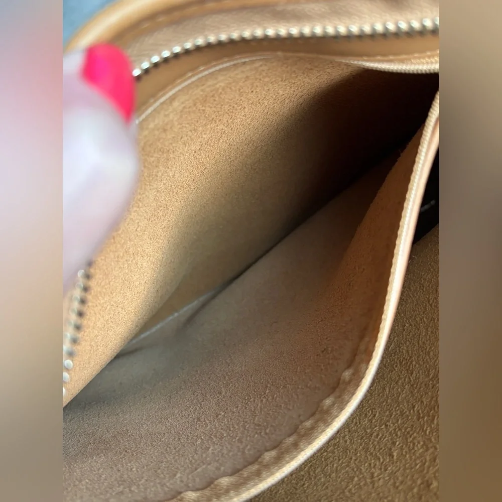 Vintage Coach Andrea, Tan - Picture 14 of 16